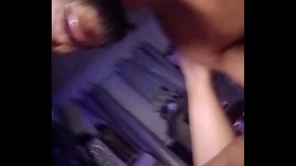 Eating that pussy