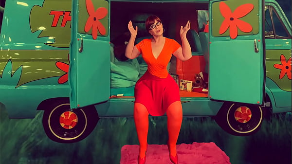 Granny Velma Dinkley’s Haunted Mystery Fuck & Creampie