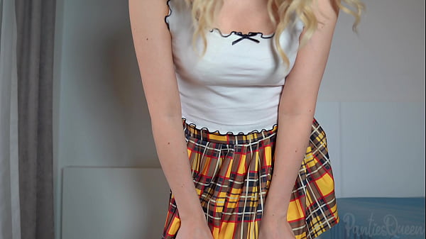 Teen’s private web cam show with striptease revealing huge hairy pussy quickly spreads across the internet