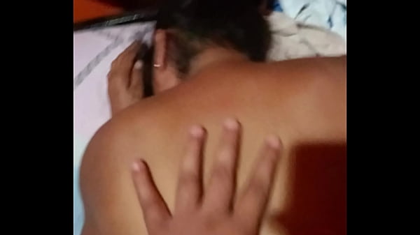 de perrito a esta embra gime de placer