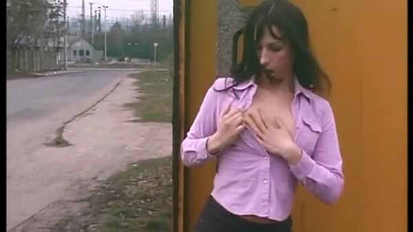 Solo Pee Girls – Margarett Green (Pissing Panties Scene)