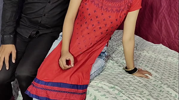 Bhabhi ko behla fusla k chod dala..