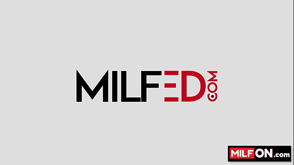 Black slut share doubles sided pink dildo with big ass blonde friend and share fresh dick – Daya Knight, Jenna Starr, Spikey Dee