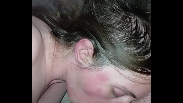 Femme française suce son amant