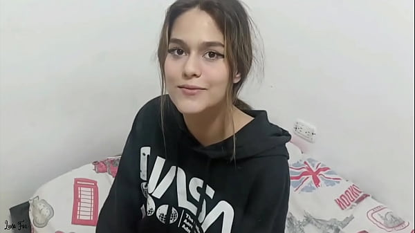 “Soy tu Putita” Le pido a mi hermanastro que me llene de leche y folle bien duro mientras gimo bien rico