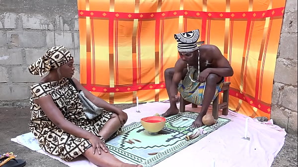 The beautiful marabout spared my ass while I was in consultation for my live design problems as a test in his laboratory in an abandoned garage