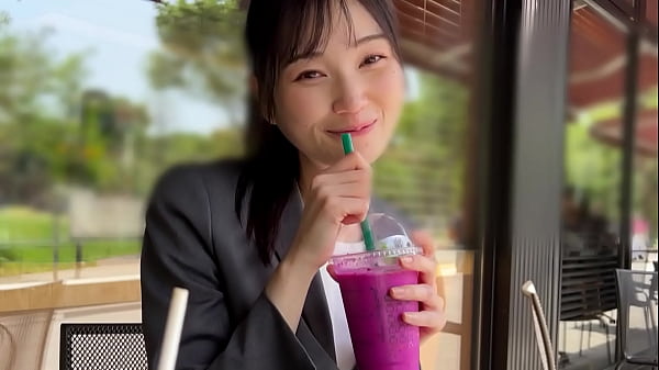 パート1仕事中に抜いてくれる理想の部下もも