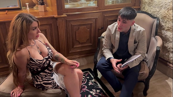 le entran ganas cada vez que va hablar con el psicólogo, necesita dosis de polla