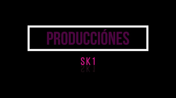 porno colombiano, mi hermanastro me da una deliciosa cogida y un rico oral final feliz.