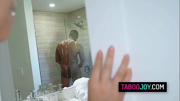 Beautiful black teen stepdaughter Willow Ryder takes her stepdads’s huge dick deep in her pussy