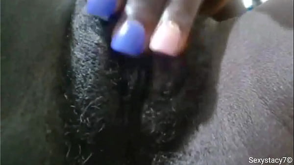 Fat pussy Sexystacy7 show how fat her pussy is