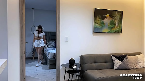 I was bored and dreamed that a nice cock got into my pussy and in the end he cummed on my slutty face