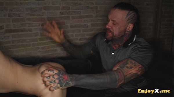 Inked fellow plunges his fuck-stick into sweet brunette’s smoothly-shaven slit for a insane ride – XXX porn!