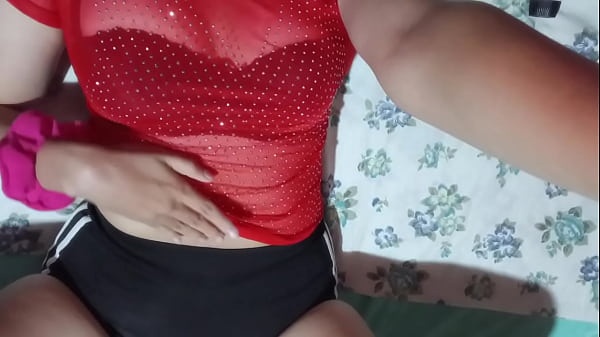 Me desperté y caí sobre la polla de mi primo y terminé corriéndose en su polla (parte 1)