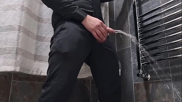 UN CAZZO GROSSO | UNA SEGA INFINITA – UNA MASTURBAZIONE SEXY