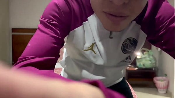 venia hacer un trabajo de la universidad y termine partiéndole el culo