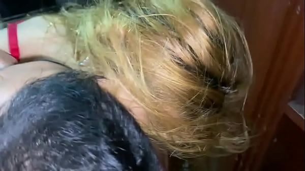 me follo el coño de mi hijastra